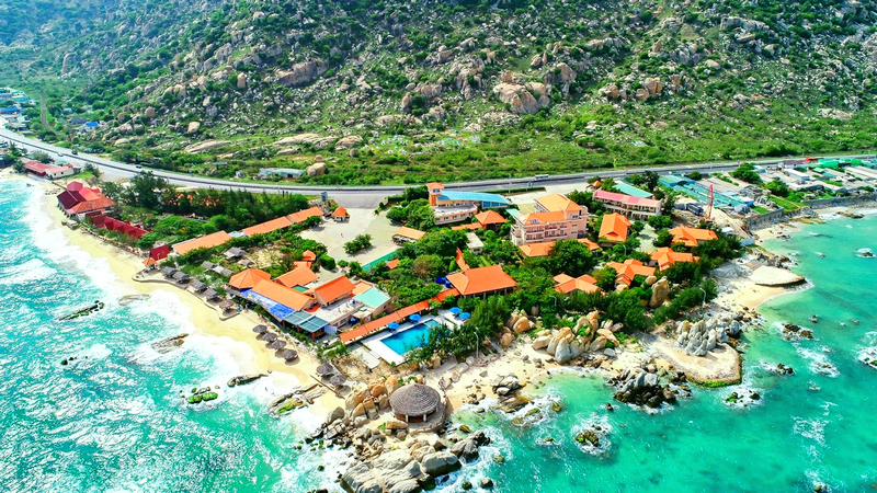Top 8 Famous Beachfront Resorts in Ninh Thuan 2