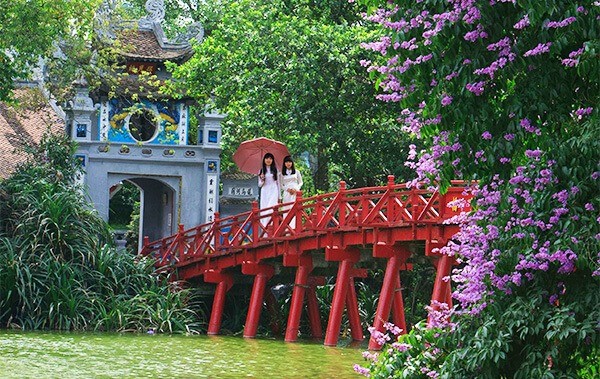 7-historical-landmarks-for-sightseeing-in-hanoi2