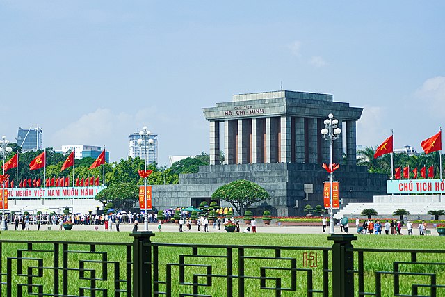 7-historical-landmarks-for-sightseeing-in-hanoi5