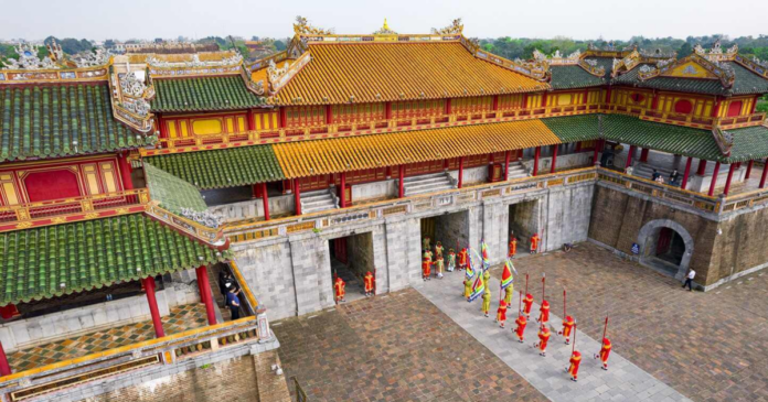 explore-the-imperial-city-of-hue-the-timeless-beauty-of-the-ancient-capital-citadel5