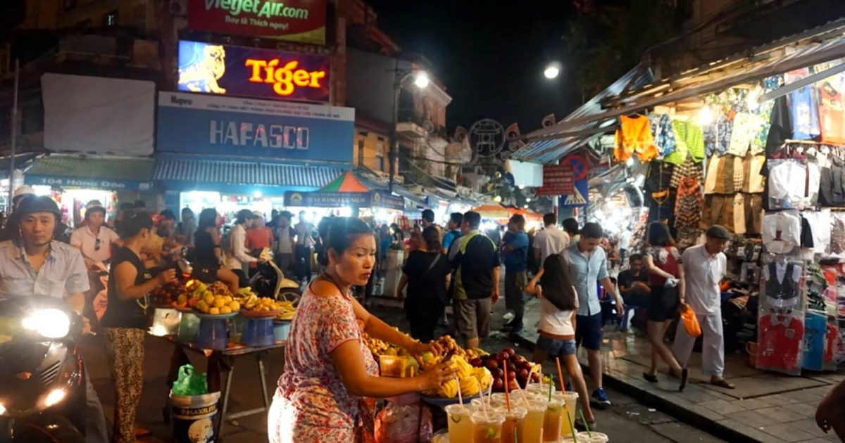 phung-khoang-street-where-culinary-and-cultural-convergence-happens1