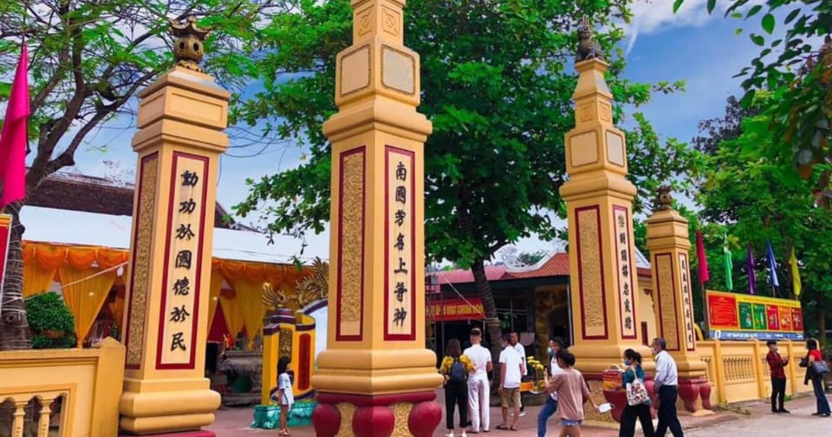 the-ong-hoang-muoi-temple-a-distinctive-cultural-and-religious-beauty-of-nghe-an2