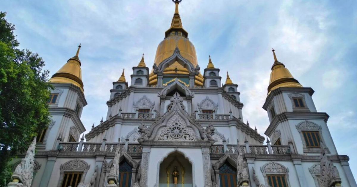 buu-long-pagoda-a-unique-masterpiece-of-theravada-buddhist-architecture5