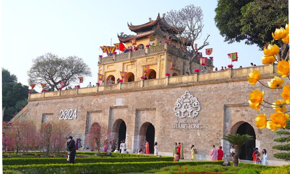 the-imperial-citadel-of-thang-long-a-cultural-and-historical-symbol-in-the-heart-of-hanoi3