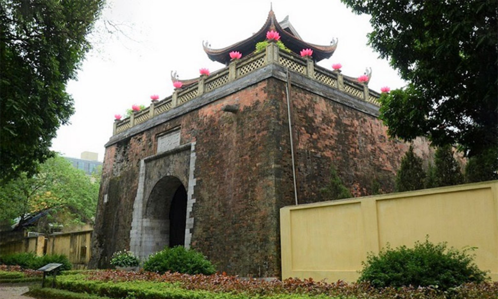 the-imperial-citadel-of-thang-long-a-cultural-and-historical-symbol-in-the-heart-of-hanoi4