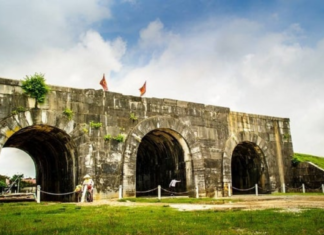 The Ho Dynasty Citadel – A unique cultural and architectural heritage the-ho-dynasty-citadel-a-unique-cultural-and-architectural-heritage4