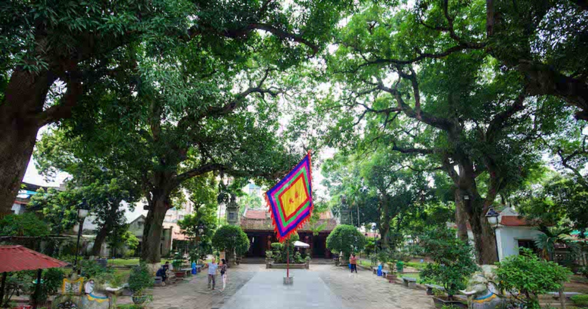 Quan Thanh Temple – A Historical and religious heritage in the heart of Hanoi5